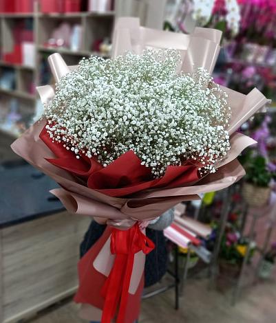 Букет цветов из: Гипсофила в Каргополе