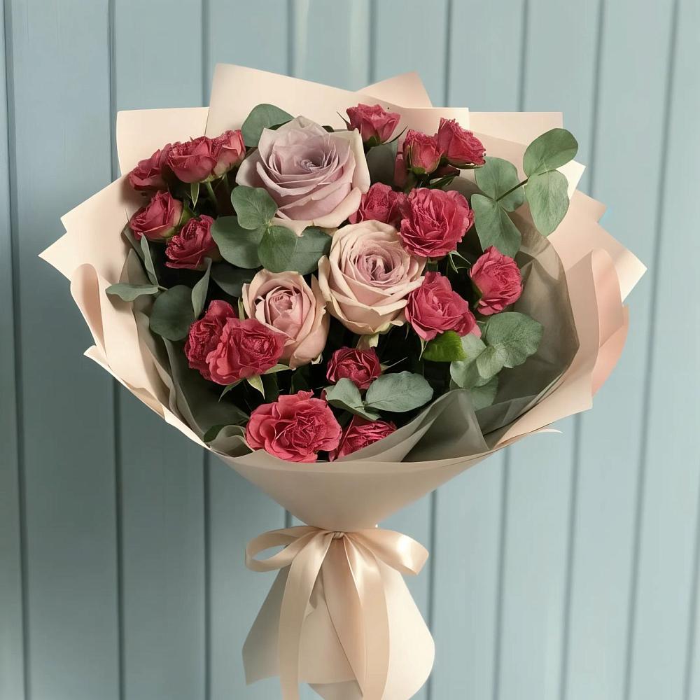 Букет цветов из: Гвоздики и Розы в Каргополе