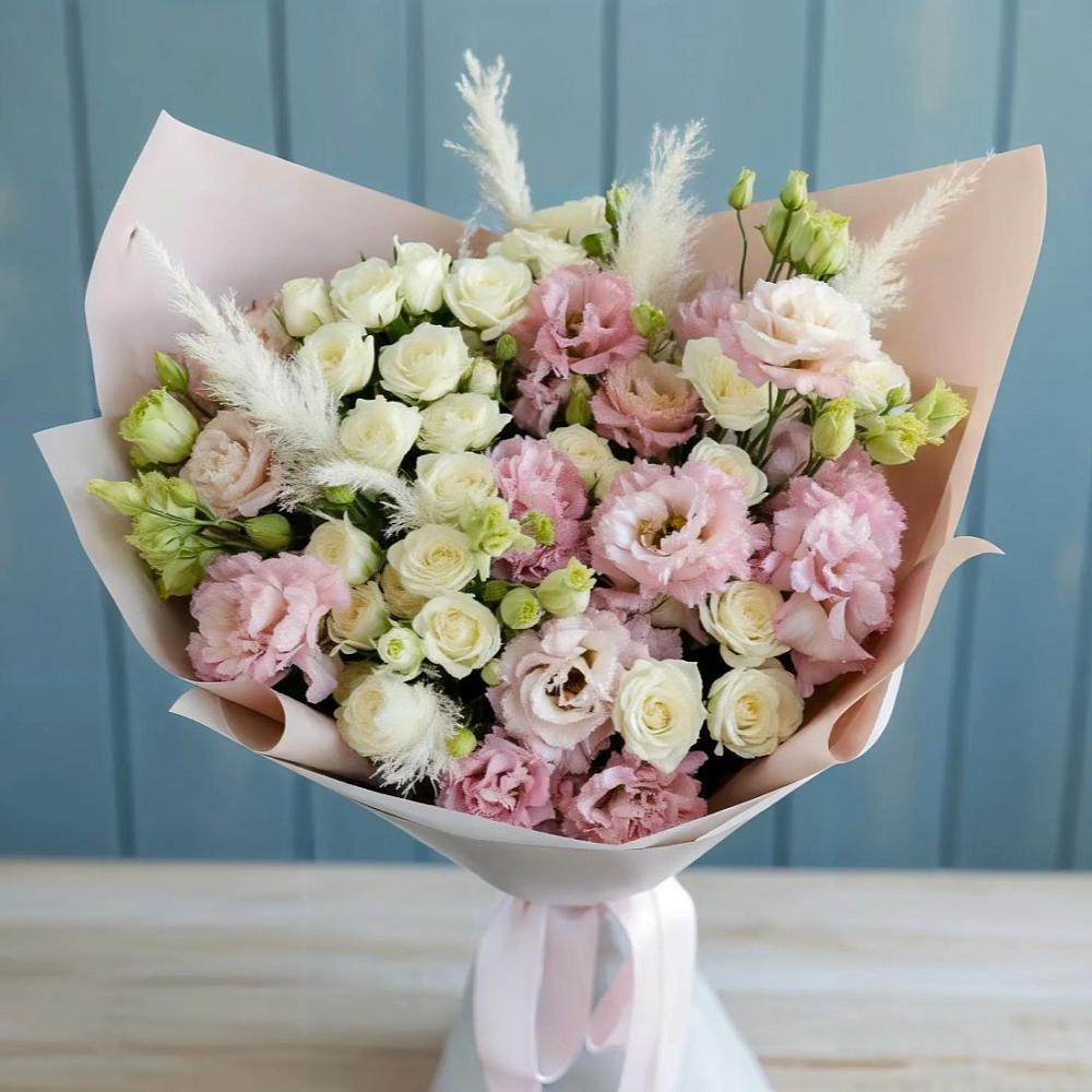 Букет цветов из: Альстромерии и Розы в Каргополе