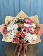 Букет цветов из:  Розы, Герберы и Хризантемы в Каргополе