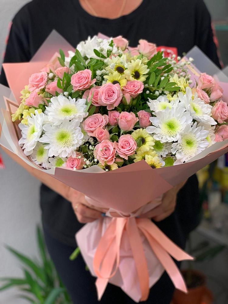 Букет цветов из: Розы и Хризантемы в Каргополе