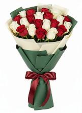 Букет Микс из красных и белых роз #REPLACE_PRED# Каргополе