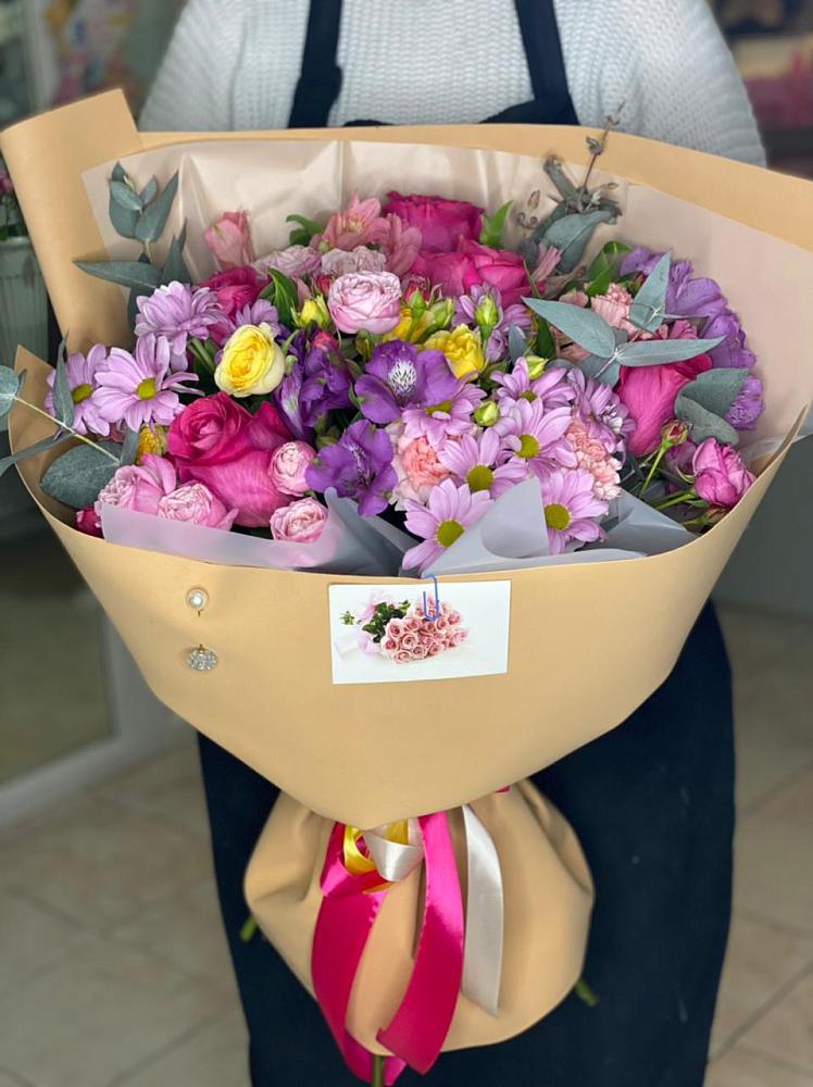 Букет цветов из: Хризантемы, Гвоздики и Альстромерии в Каргополе