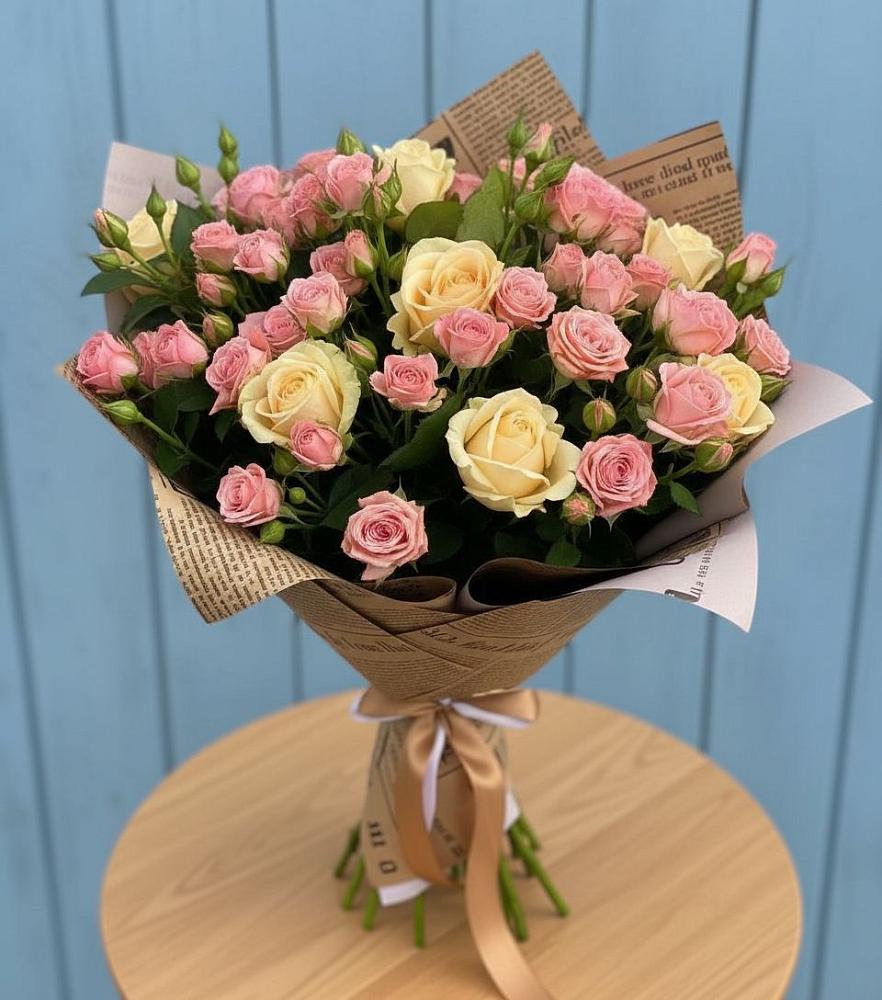 Букет цветов из: Розы в Каргополе