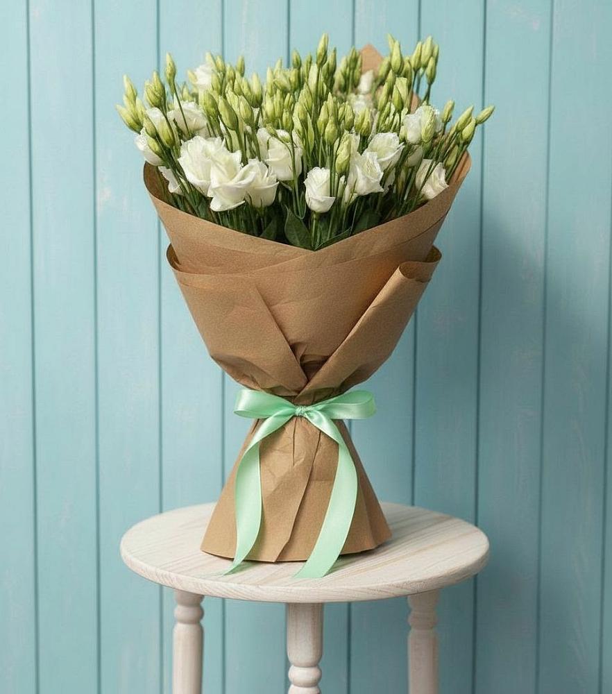 Букет цветов из: Лизиантусы в Каргополе