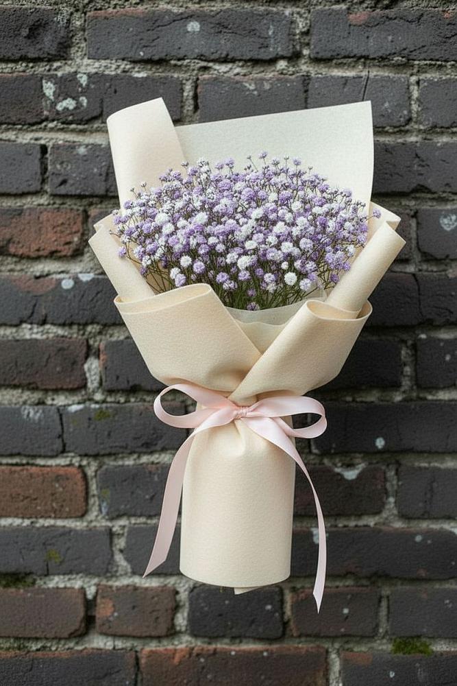 Букет цветов из: Гипсофила в Каргополе