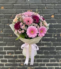 Букет цветов из:  Герберы и Хризантемы в Каргополе