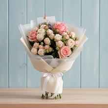 Букет цветов из:  Розы в Каргополе
