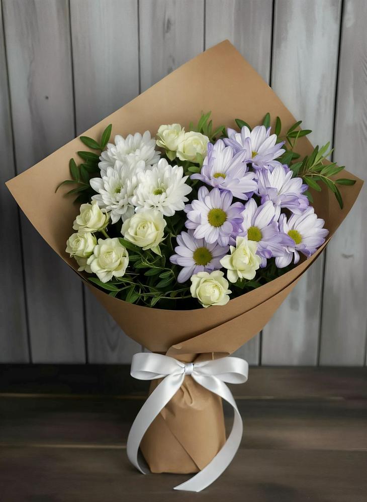 Букет цветов из: Хризантемы и Розы в Каргополе